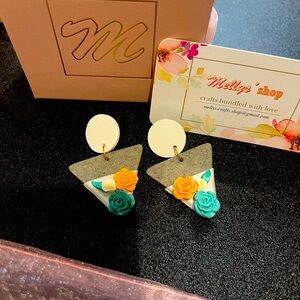 City Bloom 18k earrings